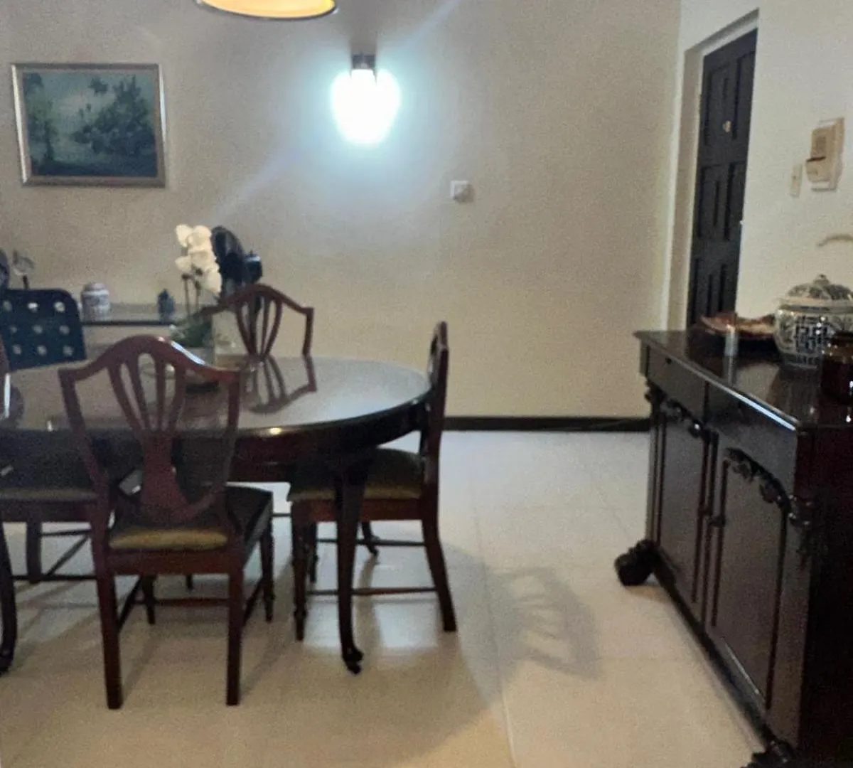 Royal At Courtleigh Towers Apartment Kingston